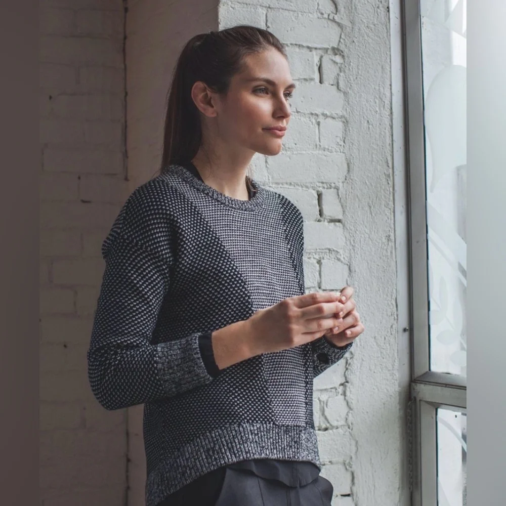 lululemon yogi crew sweater